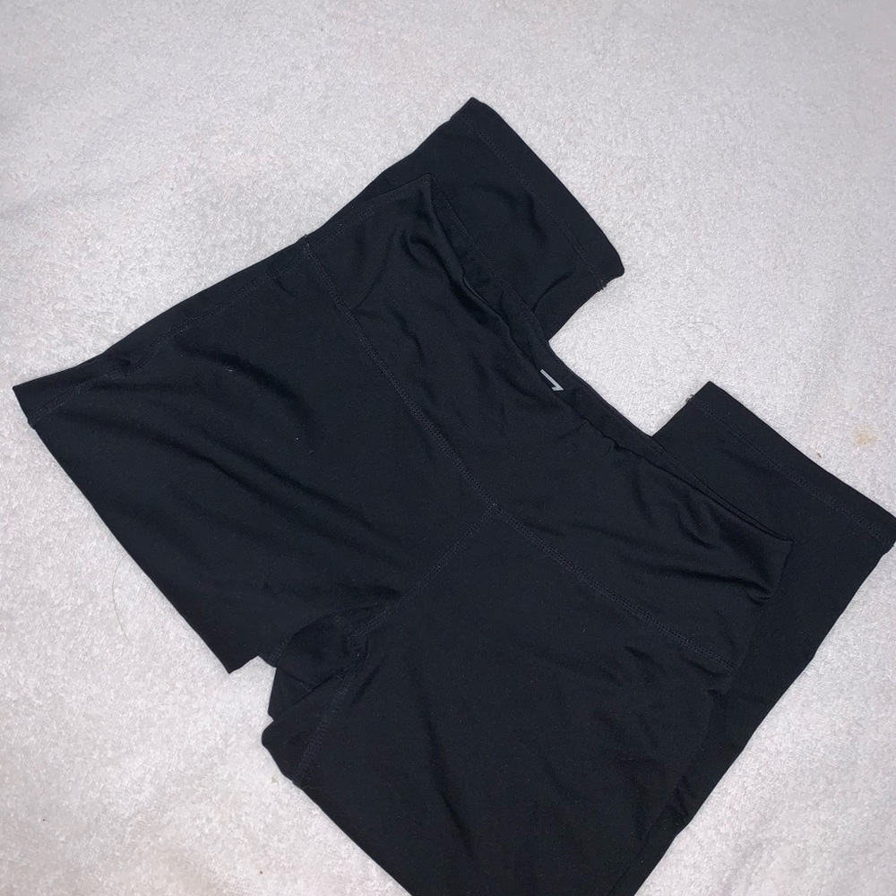 Zella Black Cropped Leggings